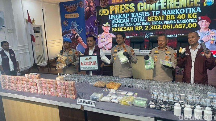 Barang Bukti Bandar Narkoba yang berhasil disita Polrestabes Makassar.