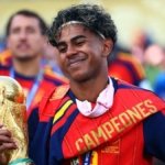 Pesepak bola muda yang sedang bersinar. Lamine Yamal mengantarkan Spanyol Juara Dunia Fifa World Cup 2026
